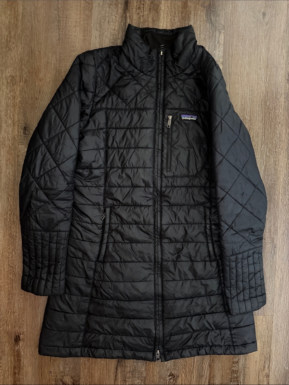 Patagonia Women’s Black Quilted Long Coat size medium